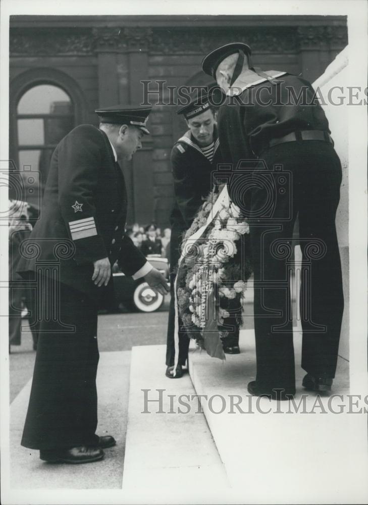 1955 Press Photo Admiral A.G. Golvko Commander Chief Baltic Fleet Cenotaph - Historic Images