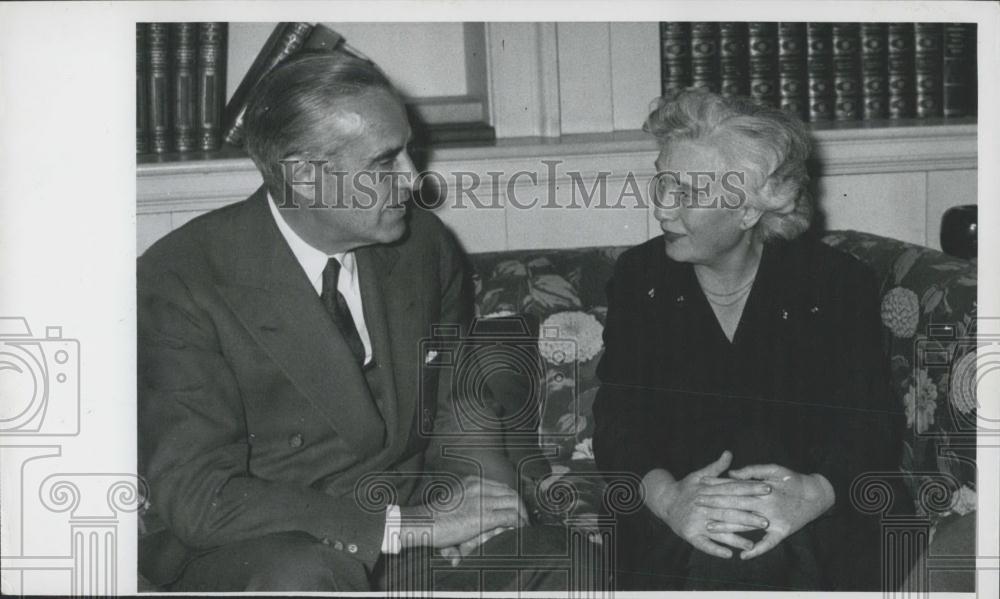 1956 Press Photo Anna Kethly of Hungary &amp; NY Gov Averell Harriman - Historic Images