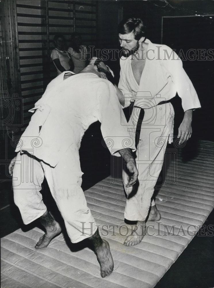 Press Photo Nick Refskou from Boestrup in Langeland Priest Teaches Ju Jitsu - Historic Images