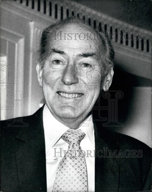 1977 Press Photo Actor Michael Wilding - Historic Images