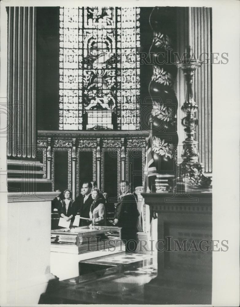 1958 Press Photo American Memorial Chapel Queen Elizabeth President Nixon - Historic Images