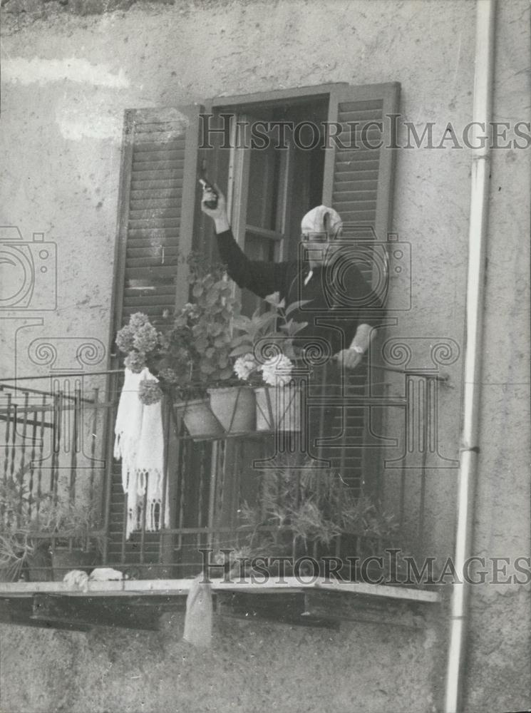 Press Photo Tragedy in this little Village nearby Rome - Historic Images