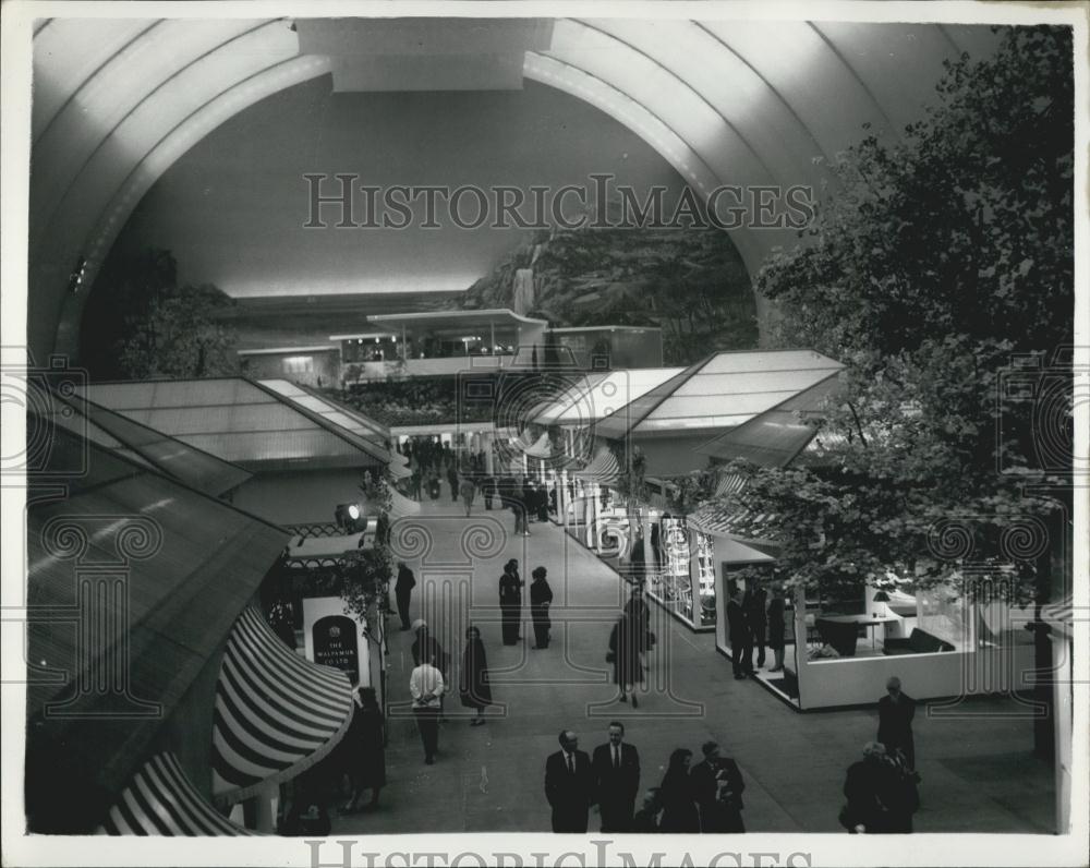 1962 Press Photo Ideal Homes Exhibition, Olympia Grand Hall - Historic Images