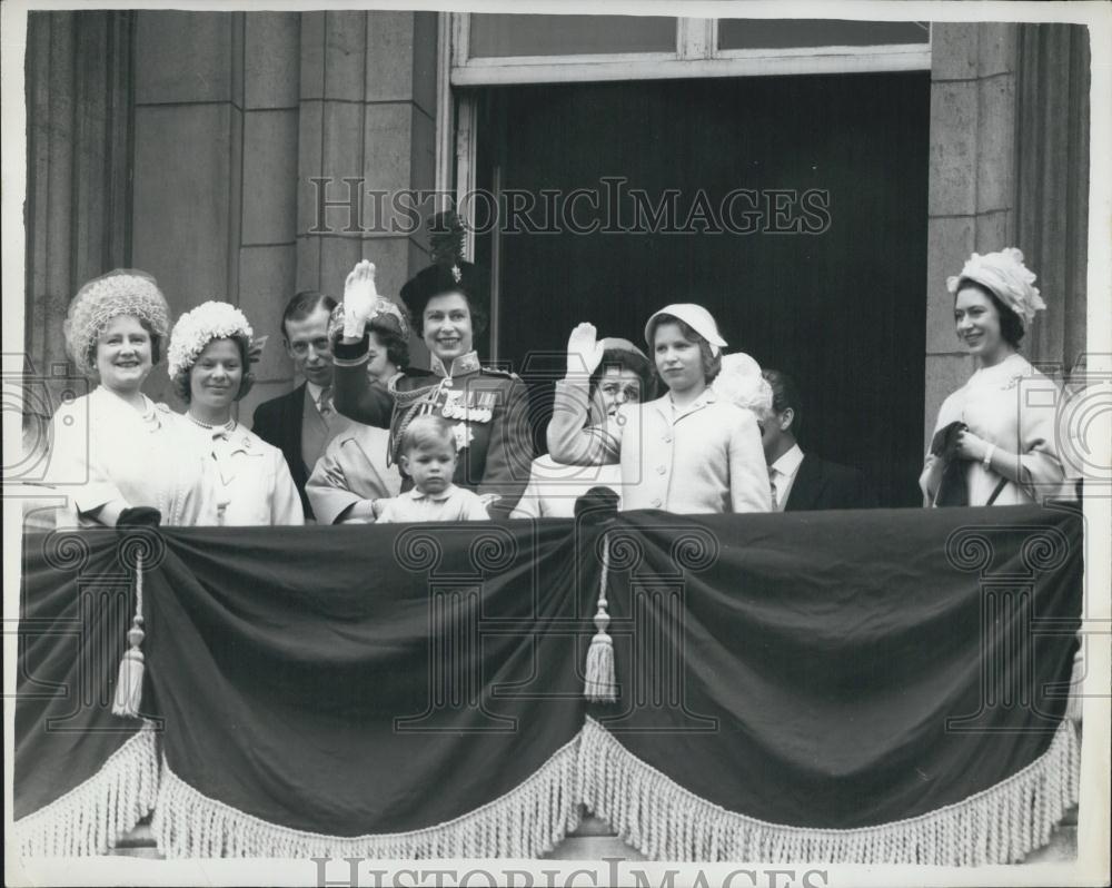 1962 Press Photo Prince Andrew at the Balcony The royal family - Historic Images