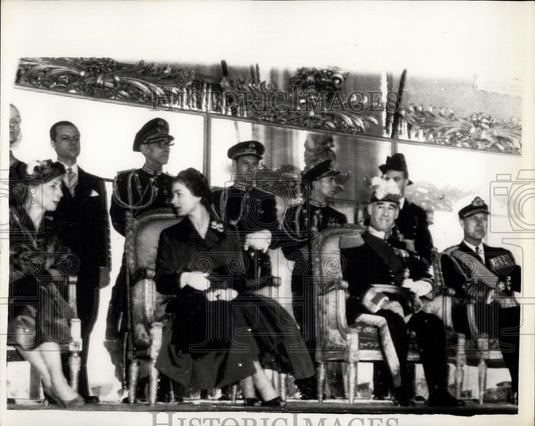 1957 Press Photo H.M. The Queen in Lisbon - Historic Images