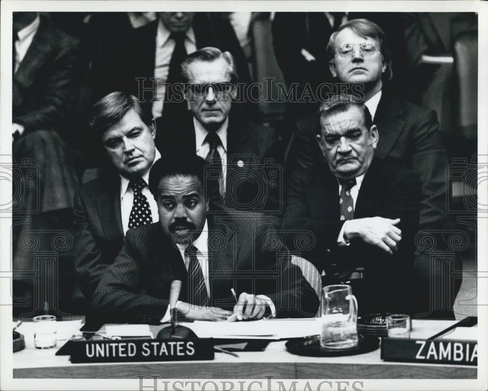 1979 Press Photo US Amb Donald F. McHenry at the UN - Historic Images