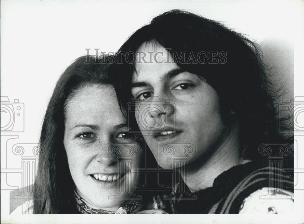 1977 Press Photo ActorsJulian Littman &amp;Joanna Carlin - Historic Images