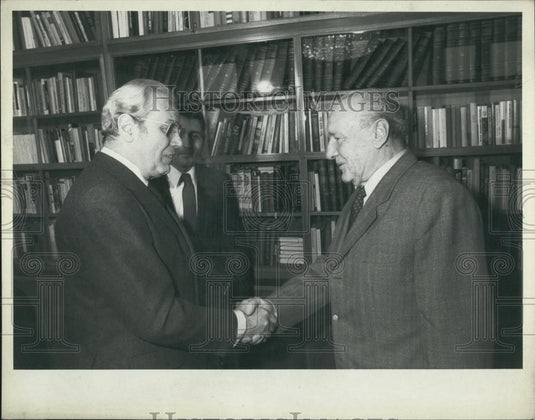 1984 Press Photo Secretary-General Javier Perez de Cuellar & Jance Kadr, Hungary - Historic Images