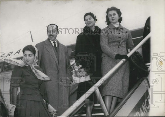 1955 Press Photo Princess Helen & Princess Isabelle at Orly Airfield - Historic Images