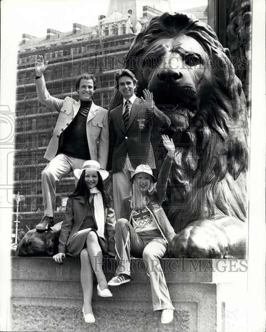 1976 Press Photo Models Display The Clothes Britain's Olympic Athletes Will Wear - Historic Images