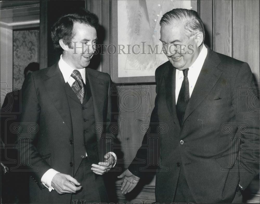 1976 Press Photo Britain&#39;s Prime Minister, Mr James Callaghan &amp; Mr Joe Clark - Historic Images