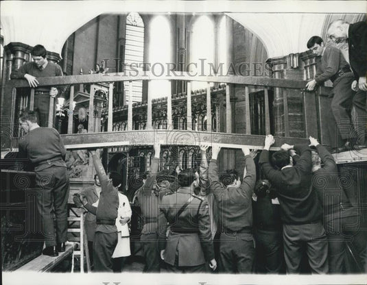 1970 Press Photo Army Solves Abbey's Tourist with Royal Engineers - Historic Images