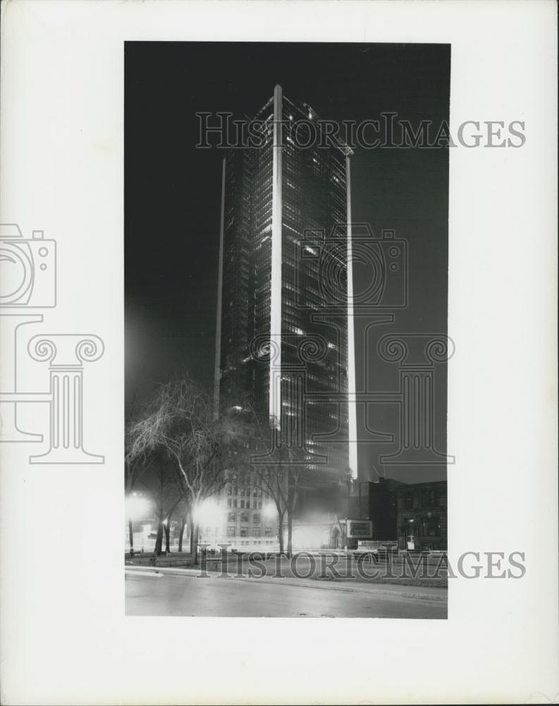 Press Photo Victoria Building, Montreal, Canada - Historic Images