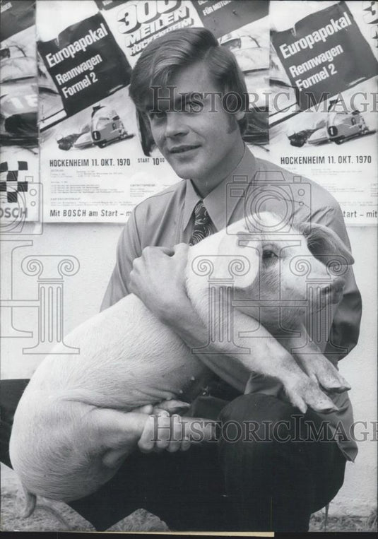 1970 Press Photo Piglet as a mascot for the World Champion of the motor cyclists - Historic Images