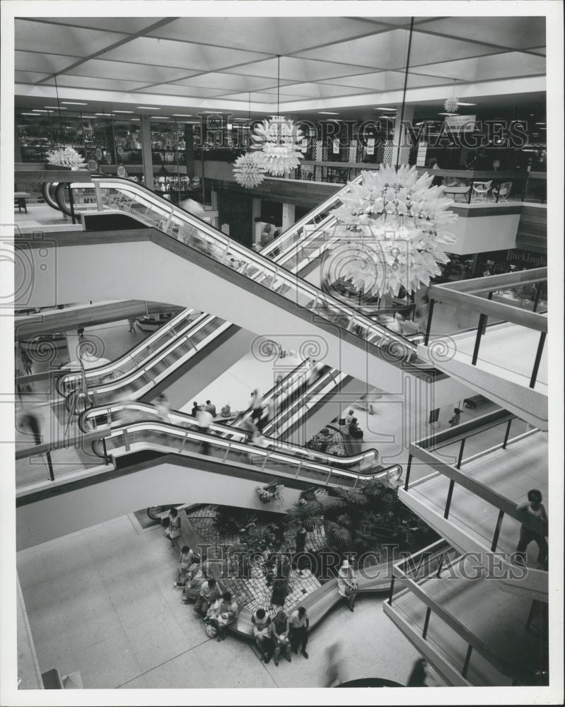 Press Photo Roselands Shopping Center Australia - Historic Images