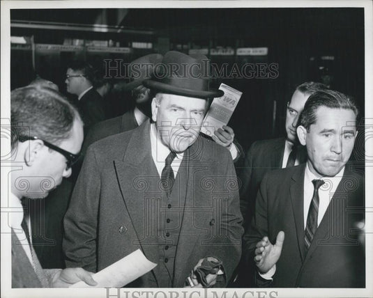 Press Photo Paul J. Ruegger New York International Airport - Historic Images
