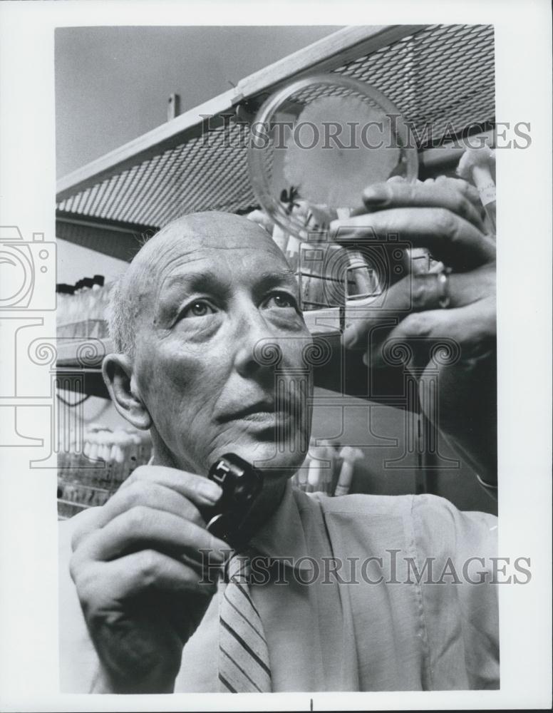 Press Photo Frits Lipmann, professor of biochemistry at Rockefeller university - Historic Images