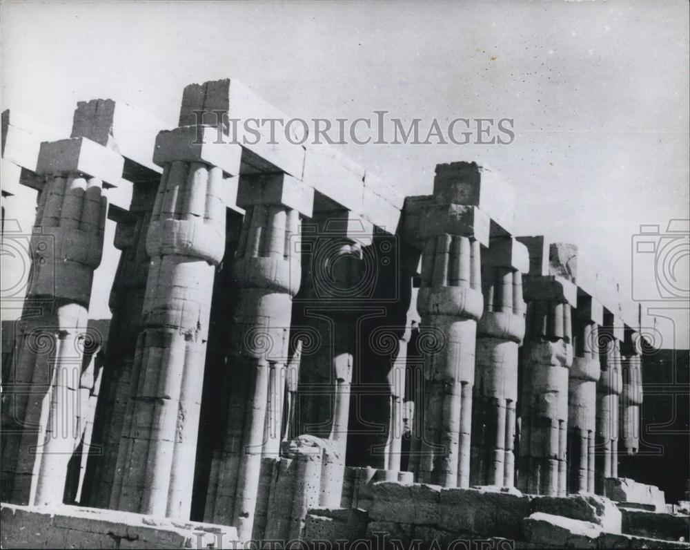 Press Photo Colonades of The Luxor Temple. - Historic Images