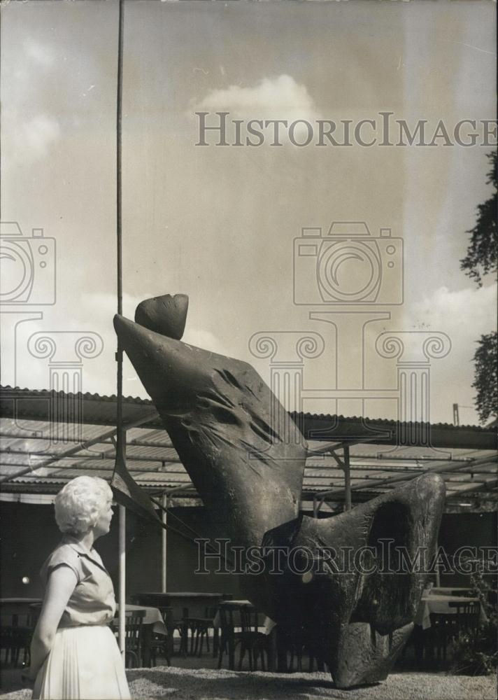 1962 Press Photo Sculpture By Bernhard Heiliger, Lansquenet, Ruhr Festival - Historic Images