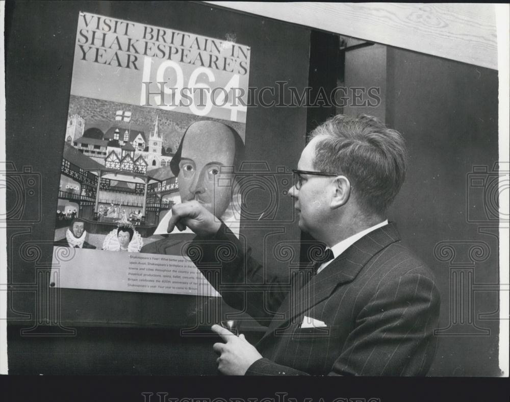 Press Photo Mr.Levi Fox, Director of the 1964 Anniversary Festival, - Historic Images