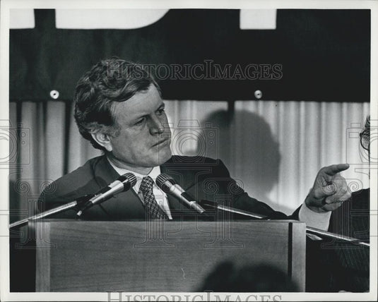 1979 Press Photo New York Statler Hotel Senator Ted Kennedy Campaigning - Historic Images