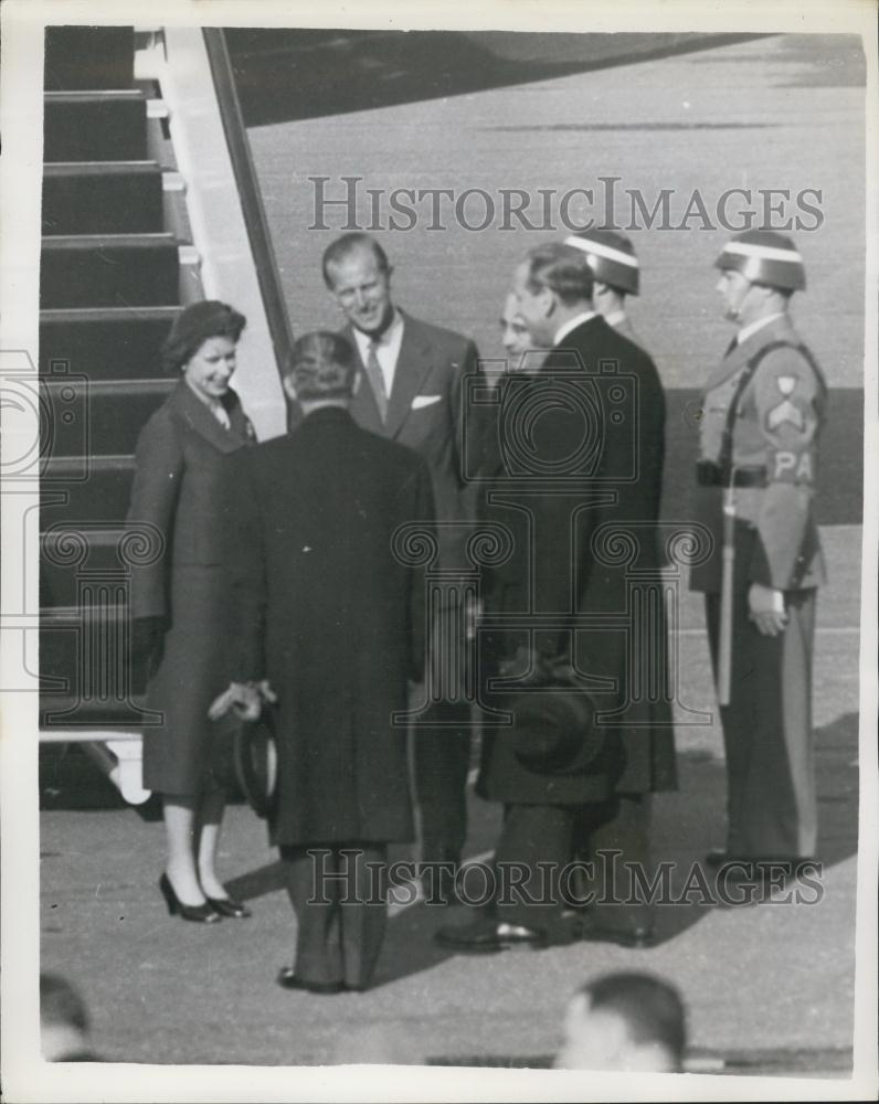 1957 Press Photo H.M. The Queen and The Duke Of Edinburgh - Historic Images