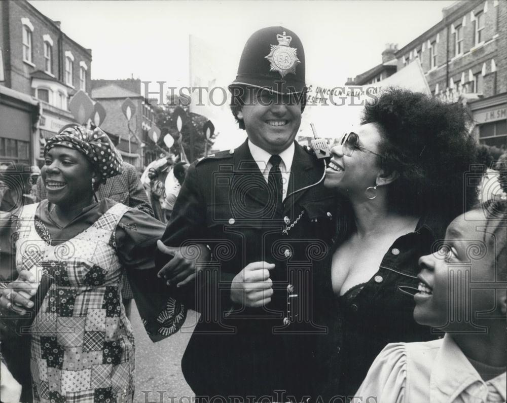 1978 Press Photo Thinghill Carnival before riots broke out - Historic Images