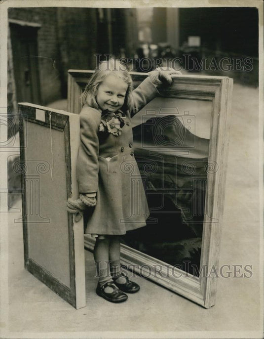 1953 Press Photo Jennifer Barton Daughter Of Painter Peter Barton - Historic Images