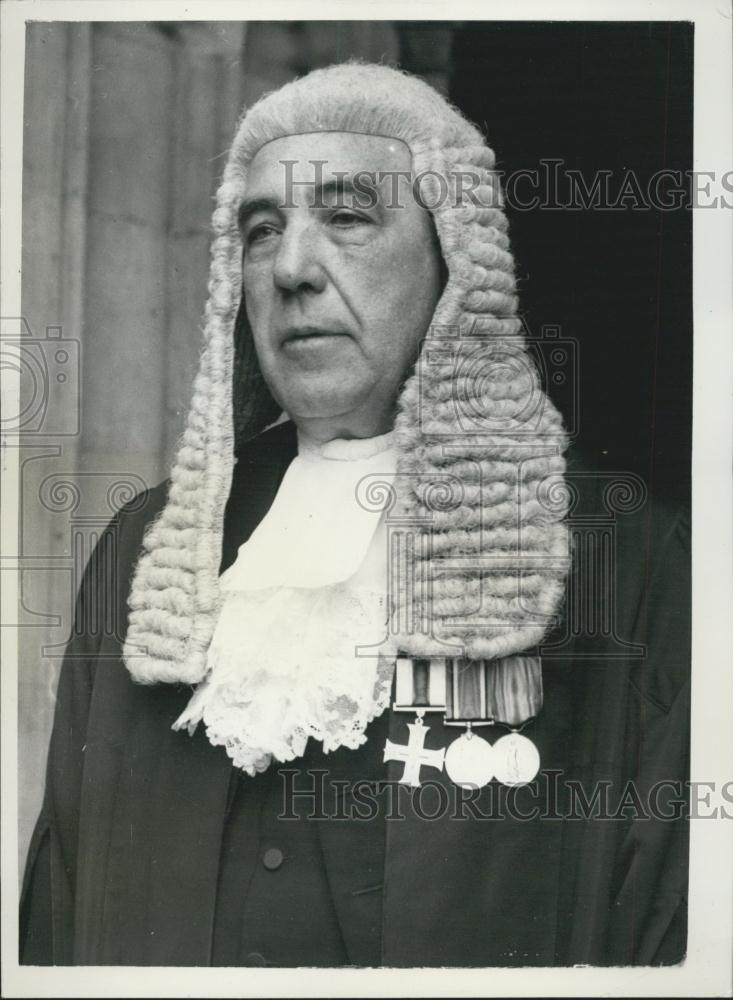 1955 Press Photo Queens Counsel HJ Brown - Historic Images