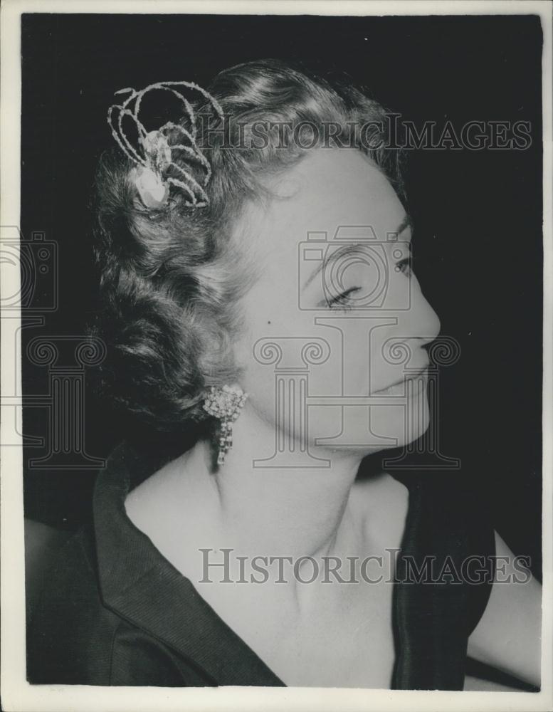 1954 Press Photo Hairstyle, Fellowship of Hair Artists of Great Britain - Historic Images