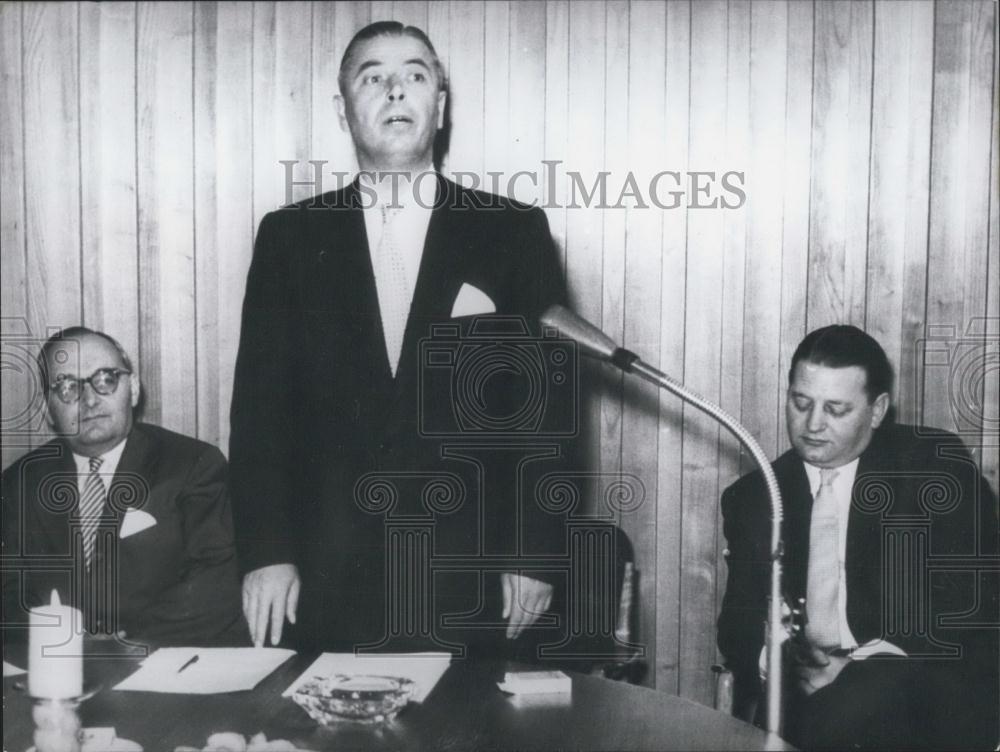 1959 Press Photo Dr. Franz Roeder, Saarbrucken, De Courson, Dr. Manfred Schafer - Historic Images