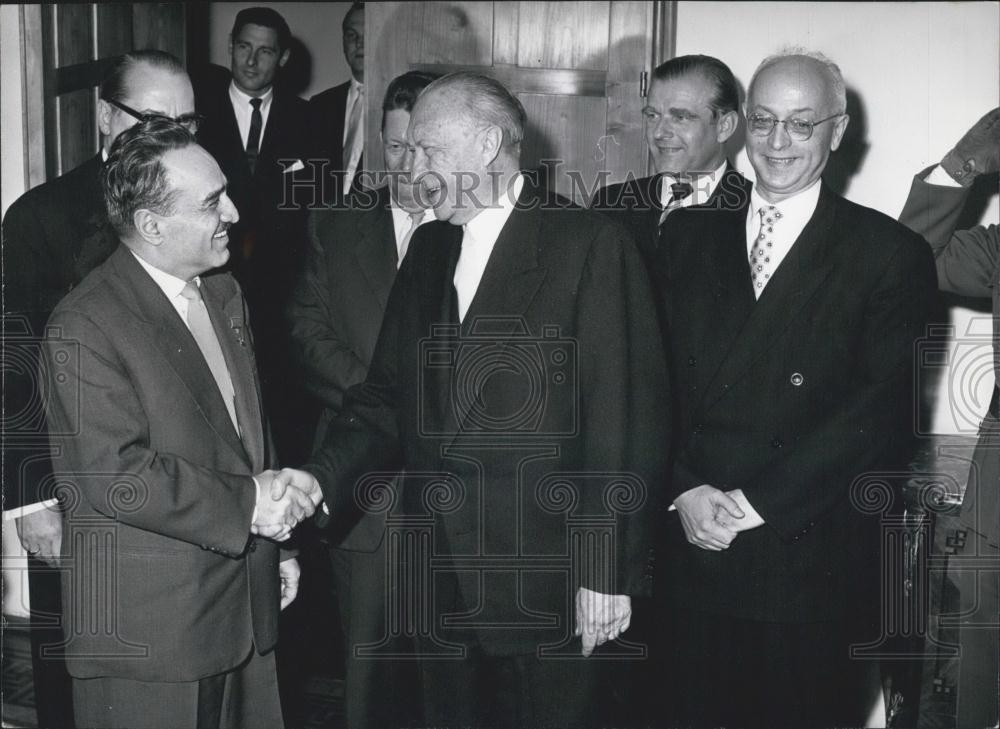 1958 Press Photo Chancellor Dr. Adenauer With VP Mikojan In Bonn P.N. Kumykin - Historic Images