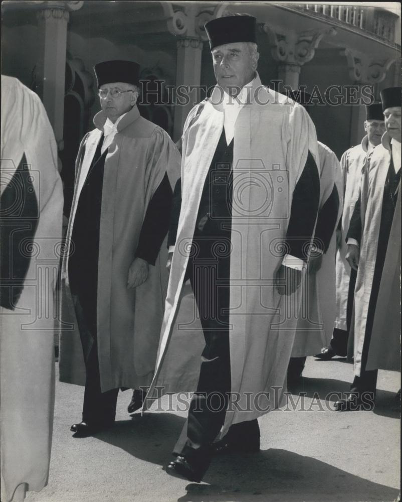 1963 Press Photo Installation of the Chancellor at University of Sussex - Historic Images