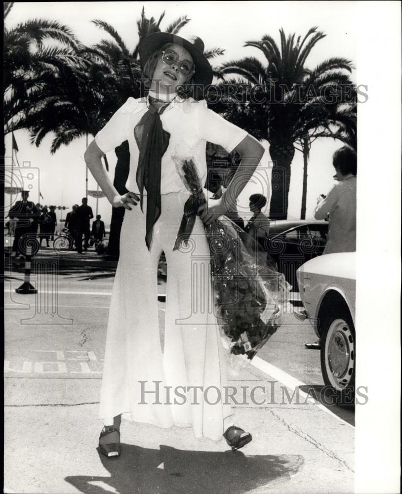 1968 Press Photo Joanna Film Actress Genevieve Waite At Cannes Festival - Historic Images