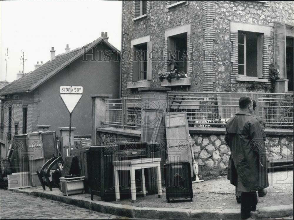 1961 Press Photo Paris Suburbs Landslides - Historic Images