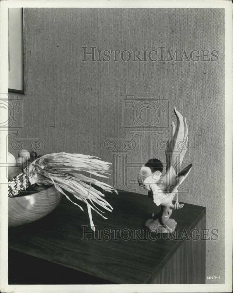 Press Photo Burlay Wall Covering, Richard E. Thibaut Inc. Bird Figurine - Historic Images