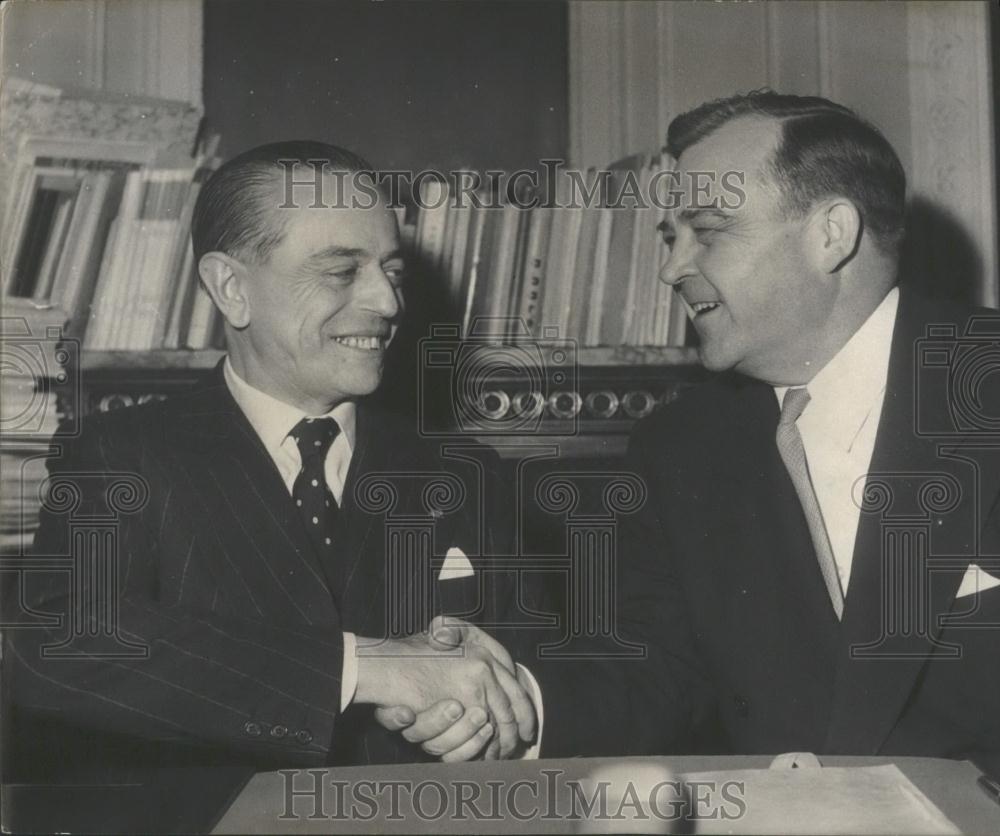 1957 Press Photo M. Gaetano Martino Luther H. Evans Director General UNESCO - Historic Images