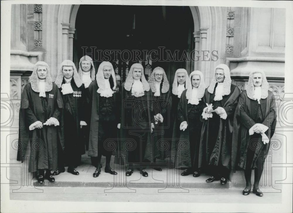 1956 Press Photo New O.C&#39;s Sworn-In At House Of Lords - Historic Images