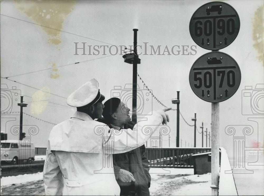 1957 Press Photo NATO Traffic Signs Posted At All Bridges Crossing Rhine Rivr - Historic Images