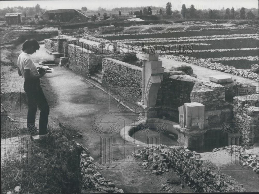 1971 Press Photo Roman ruins in western Hungary : Gorsium Edge Of Tac In Fejer - Historic Images