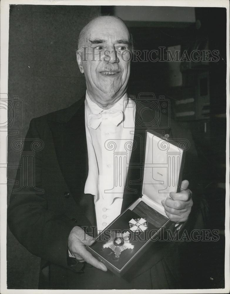 Press Photo Sir Thomas Beechum Honored at Royal Festival hall - Historic Images