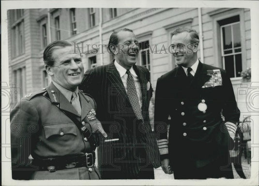 1955 Press Photo Field Marshal Sir John Harding A.H. Head Earl Mountbatten - Historic Images