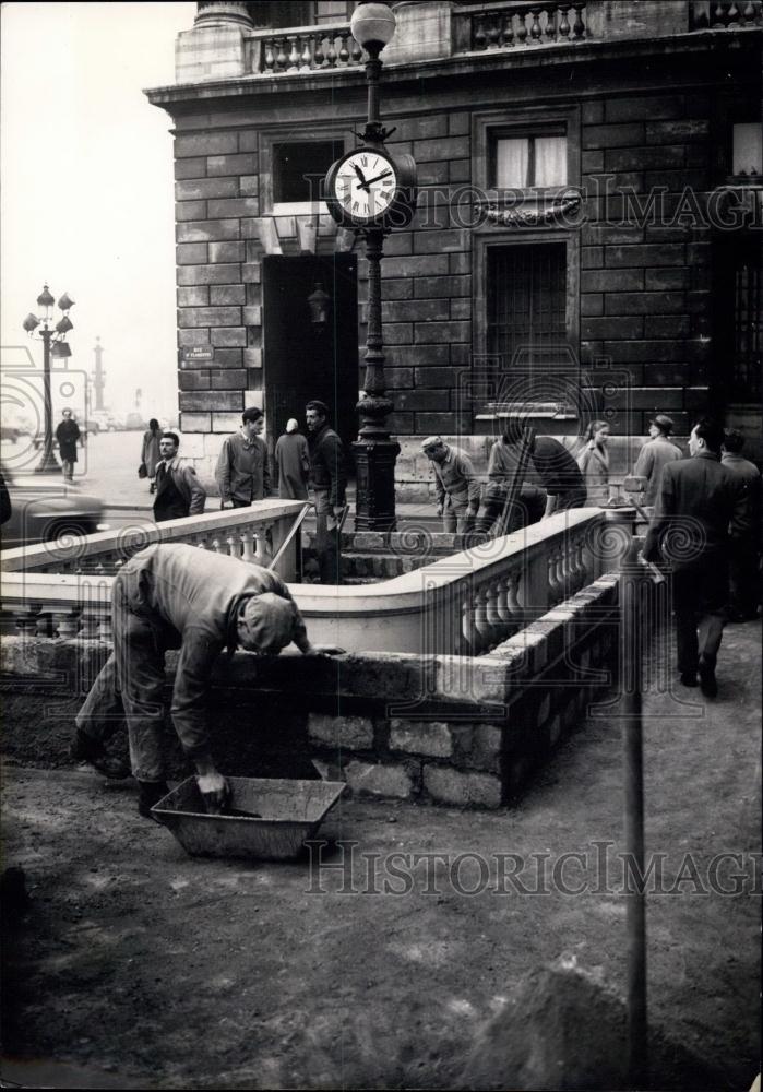 1955 Press Photo Floods In Paris - Historic Images