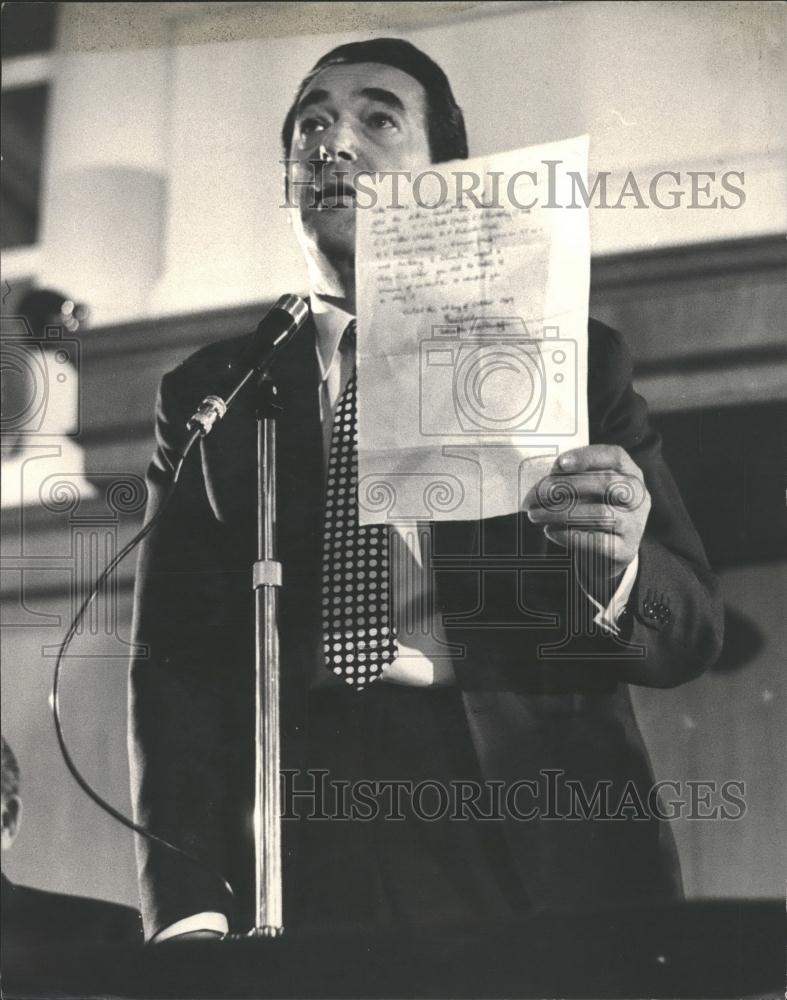 1969 Press Photo Pergamon Press Shareholders, Robert Maxwell, Labour MP - Historic Images
