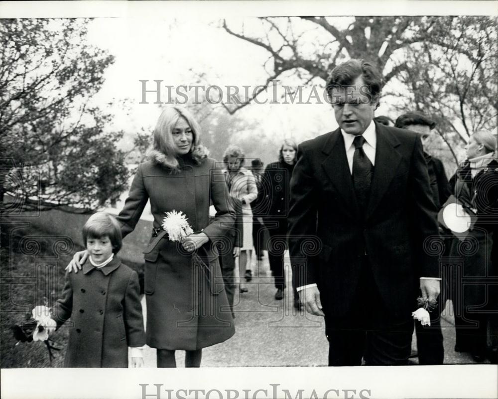 Press Photo Ted Kennedy &amp; Wife, Joan - Historic Images