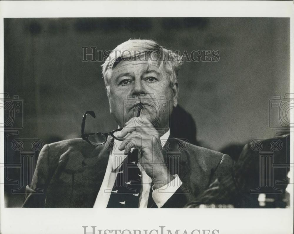 1975 Press Photo Secretary of the Interior Rogers C.B. Morton - Historic Images