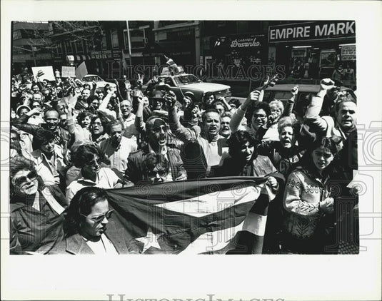 1930 Press Photo Anti-Castro Cuban demonstration - Historic Images