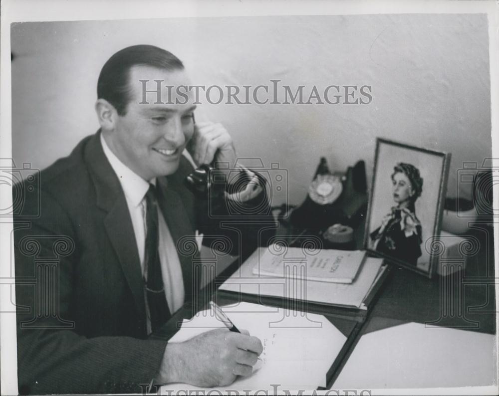 1959 Press Photo Mr. Peter Sutherland - Historic Images