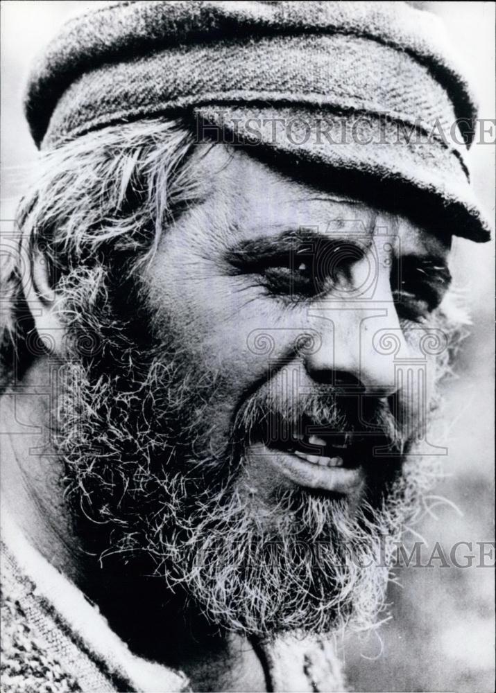 1971 Press Photo Actor Topol Fiddels Closeup Wearing Hat - Historic Images