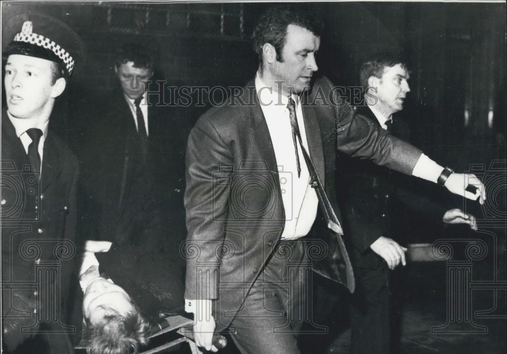 1971 Press Photo 66 Die In The Worst Disaster In The History Of British Football - Historic Images